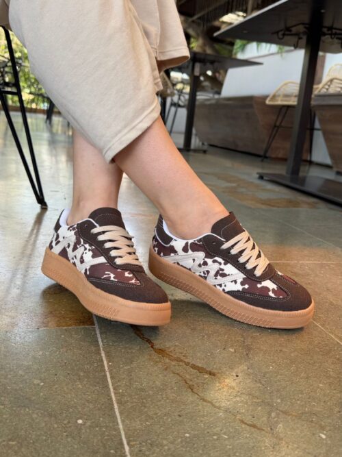 Tenis 239 Cow