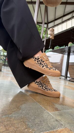 Tenis 105