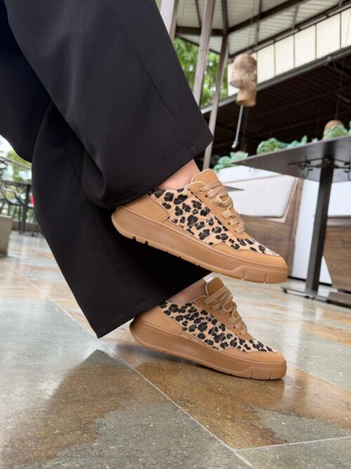 Tenis 105