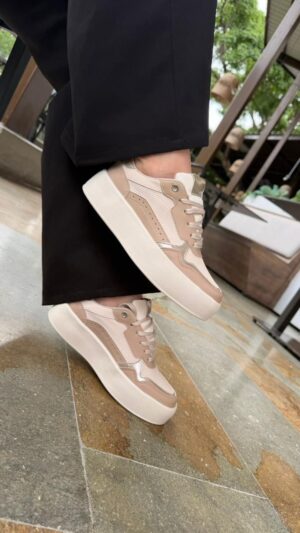 Tenis 427