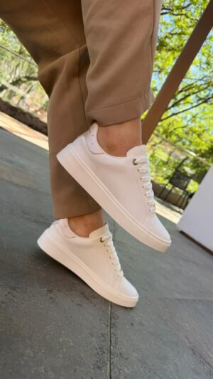 Tenis 13-10