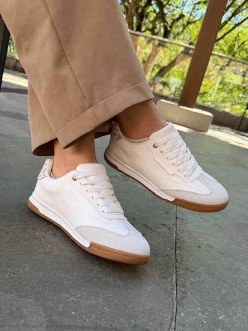 Tenis Guess