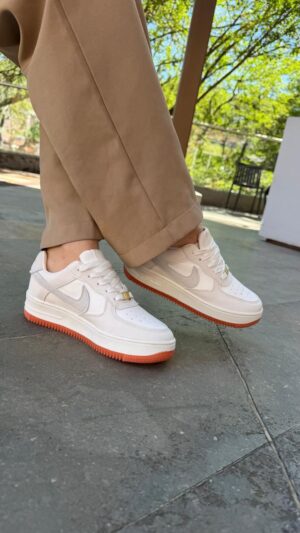Tenis Nike
